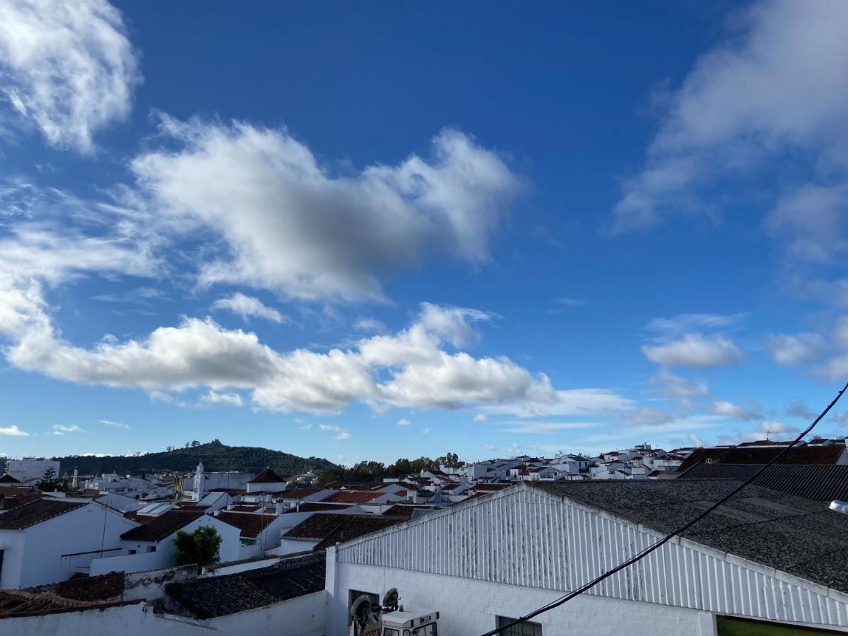Duplex Con Piscina En Centro Cazalla 查兹拉德拉谢拉 外观 照片